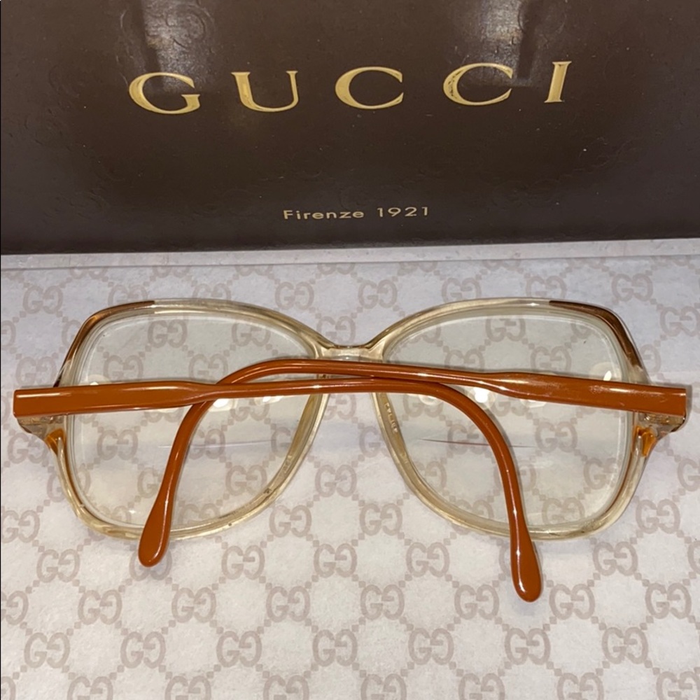 🔥SOLD ON MERC🔥Gucci Vintage Eyeglasses - Picture 2 of 9